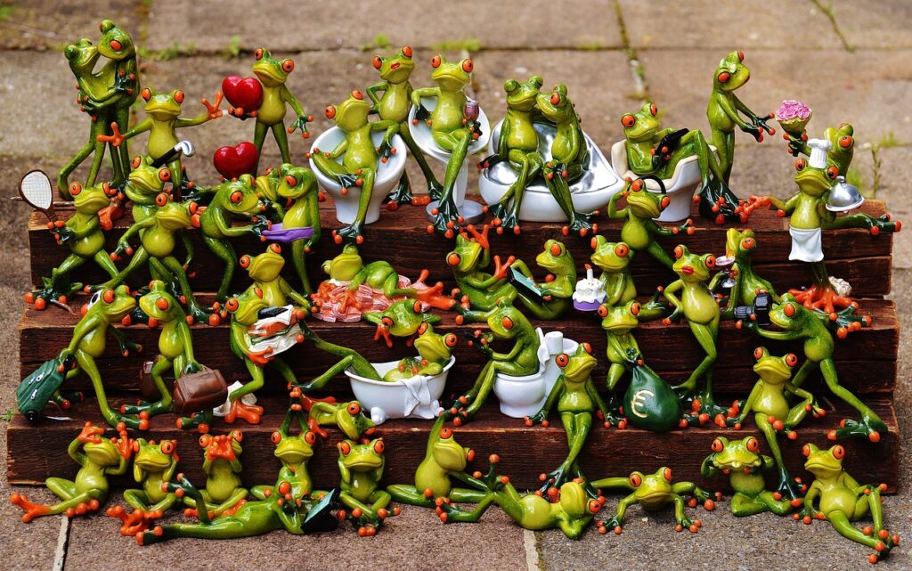 lots of plastic frogs