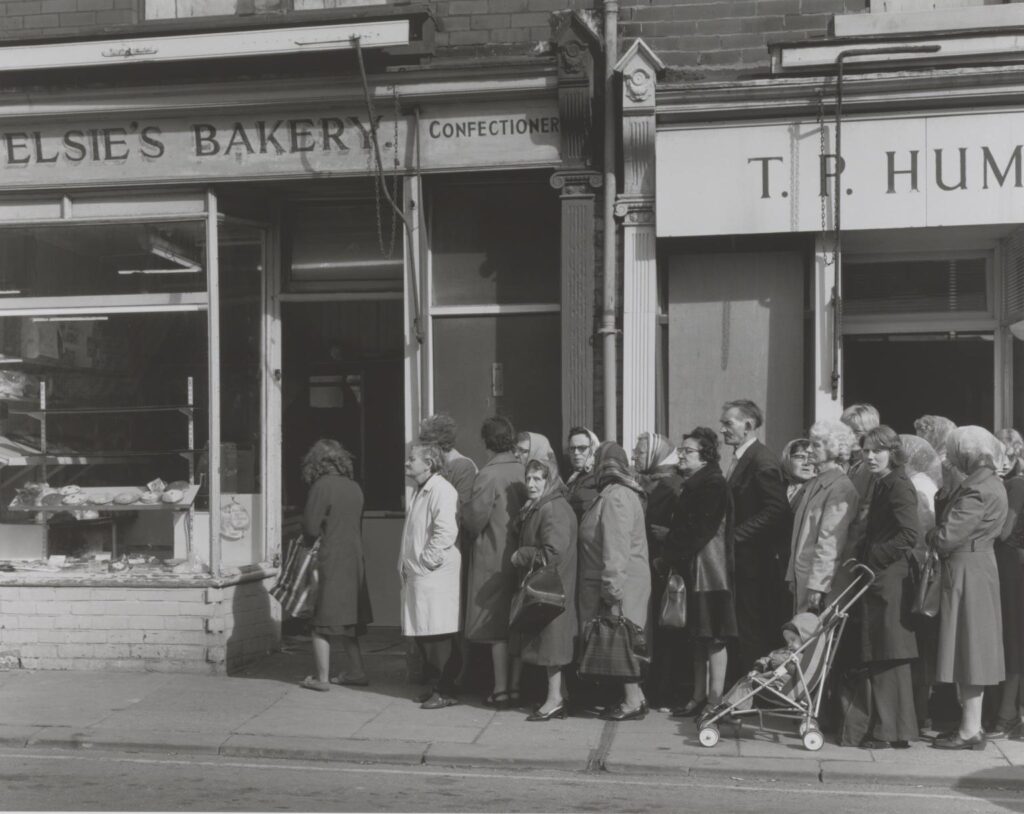 Rationing led to long queues in post war Britain